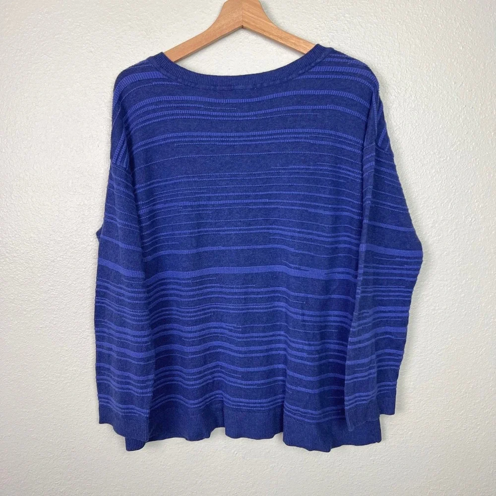 Chico's‎ Periwinkle Blue Striped V-Neck Cotton Blend Sweater Women's Size 3 (XL)